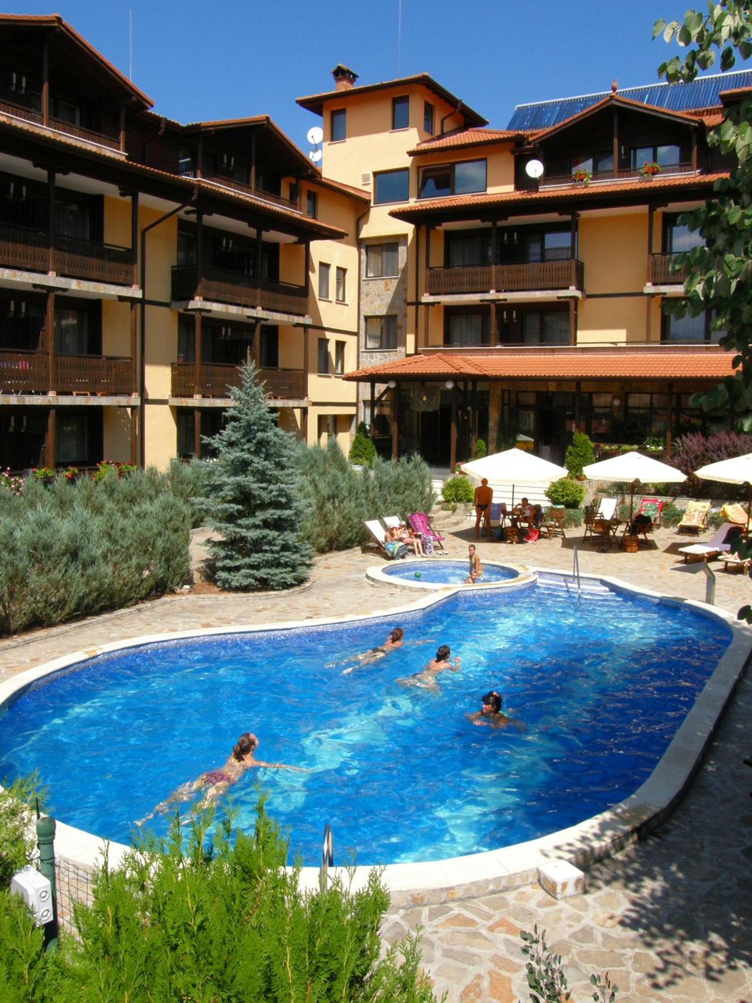 Hotel Center Априлци Экстерьер фото
