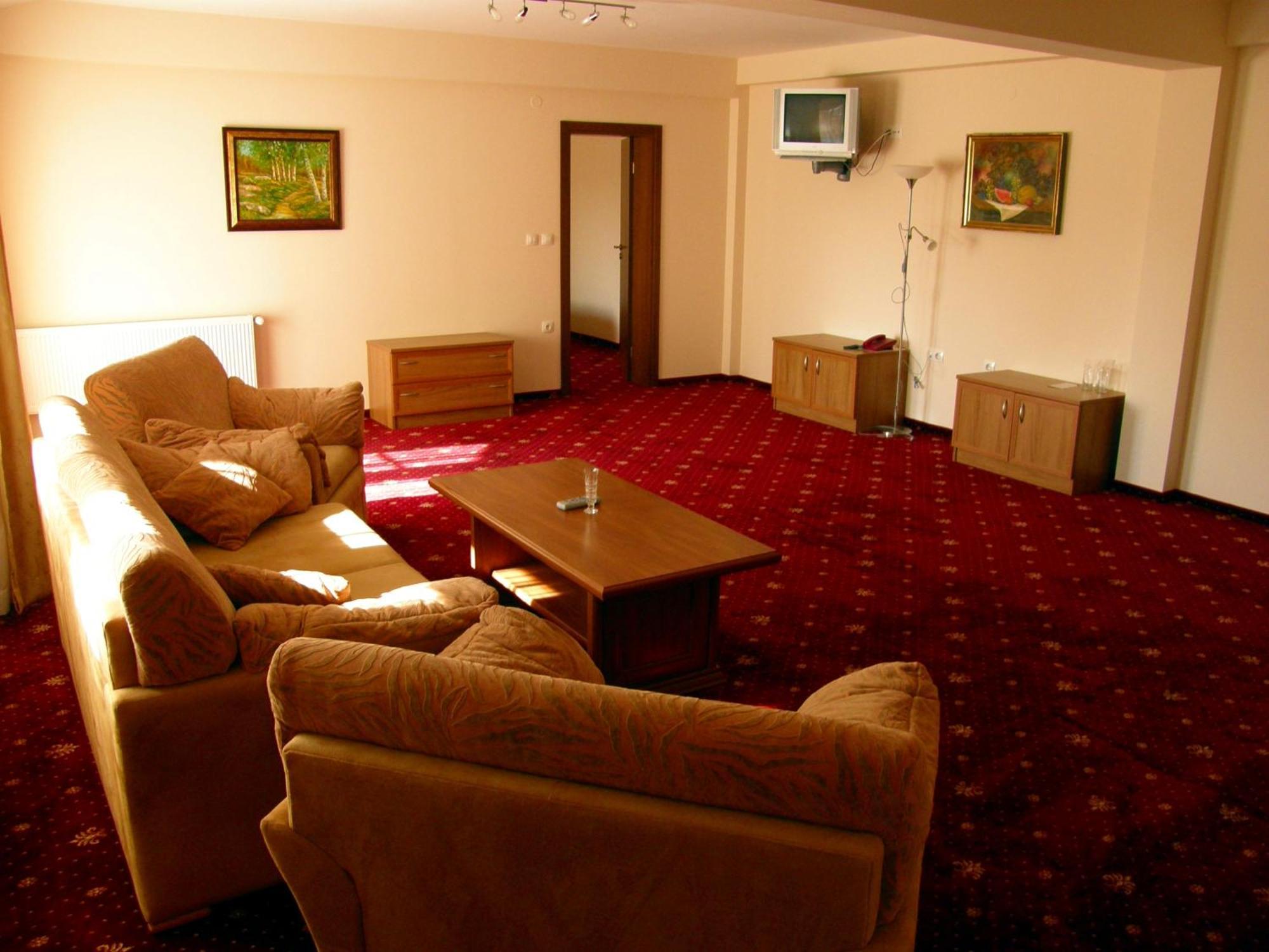 Hotel Center Априлци Экстерьер фото